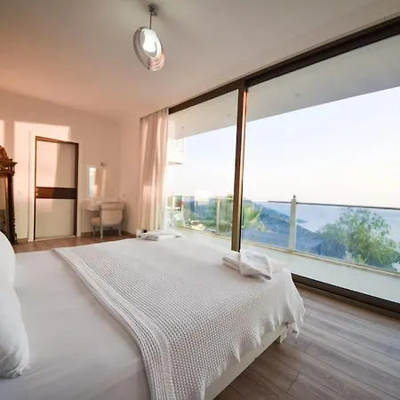 Kalkan'da Muhtesem Deniz Manzarali Villa-awz200 Willa